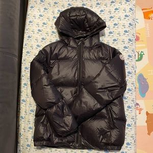 puffer jacket size 170cm
